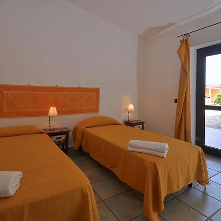 B&B Mare Della Gallura Badesi Eksteriør billede