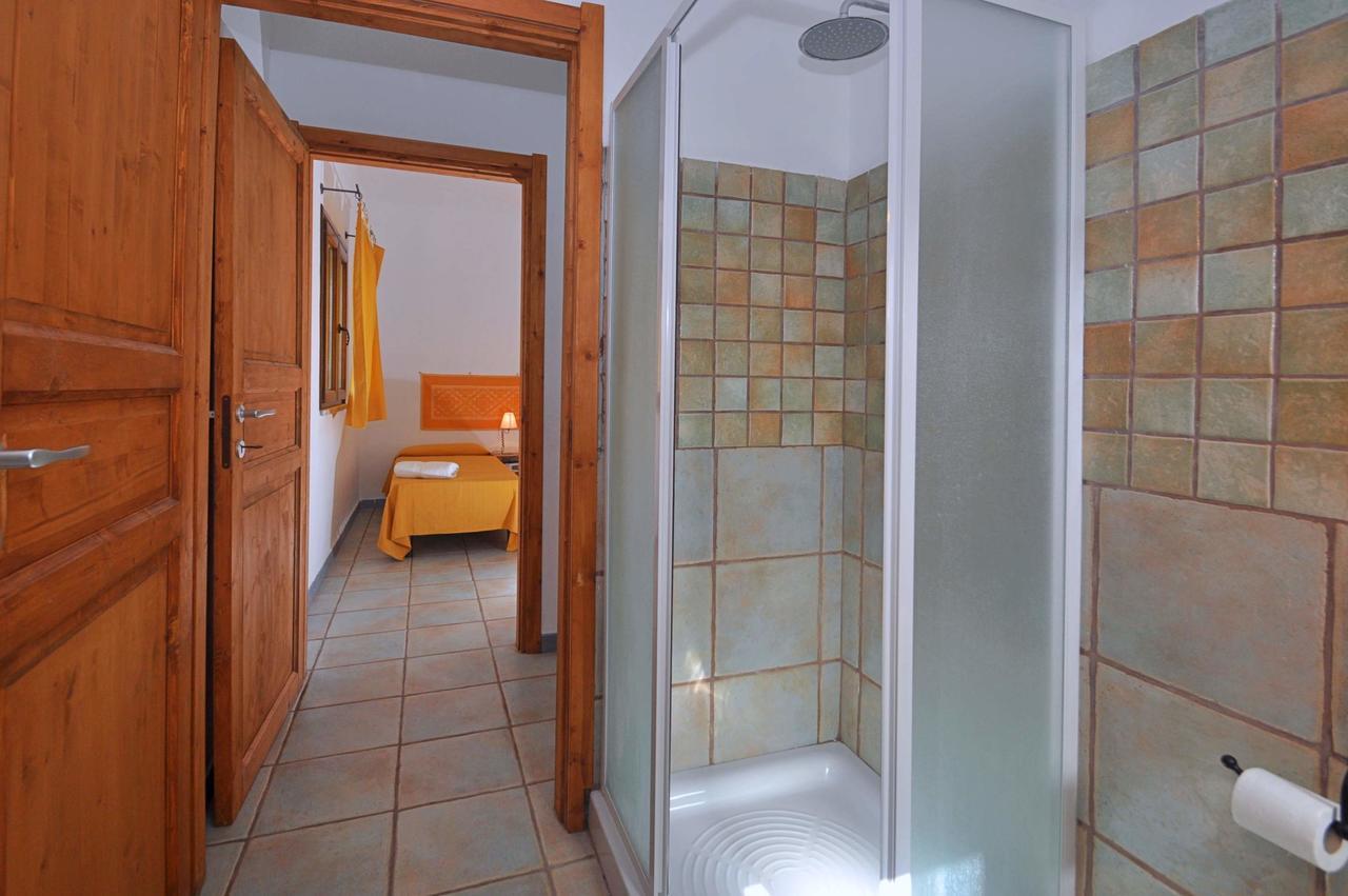 B&B Mare Della Gallura Badesi Eksteriør billede