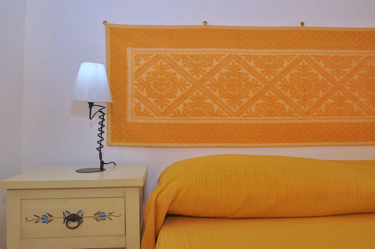 B&B Mare Della Gallura Badesi Eksteriør billede