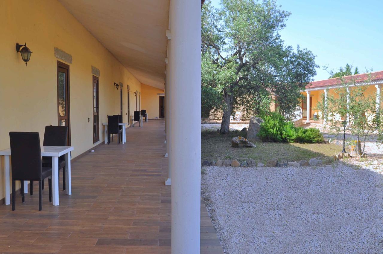 B&B Mare Della Gallura Badesi Eksteriør billede