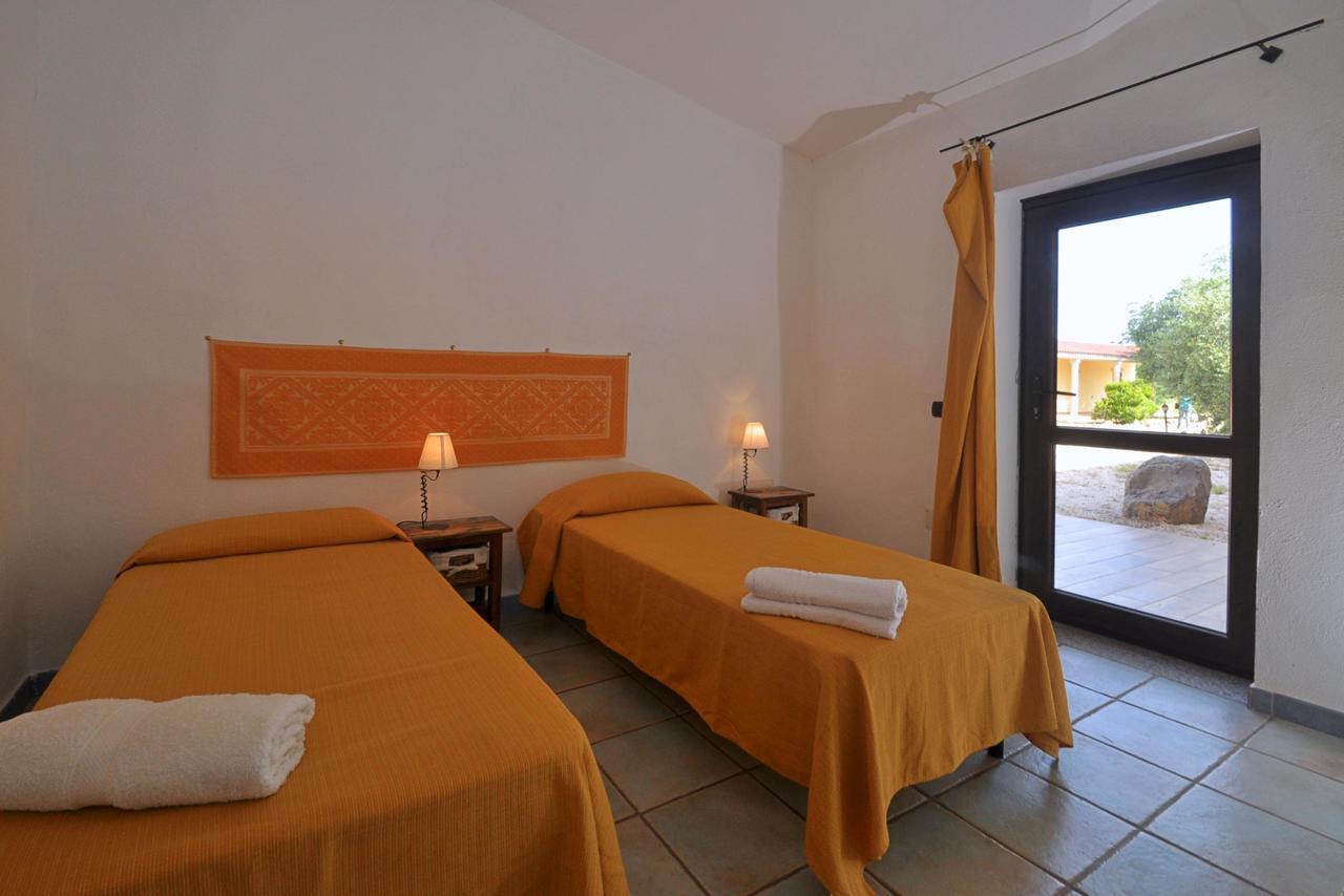 B&B Mare Della Gallura Badesi Eksteriør billede