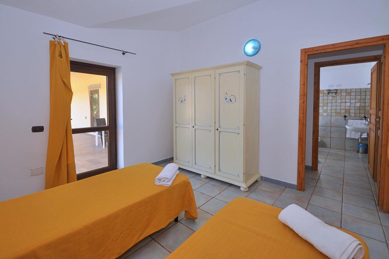 B&B Mare Della Gallura Badesi Eksteriør billede